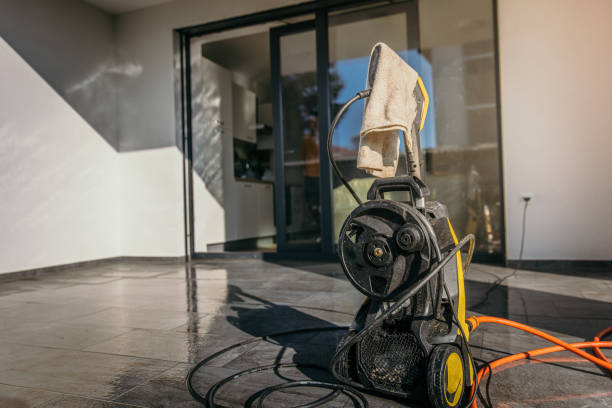 Best Sign and Awning Cleaning  in Los Luceros, NM